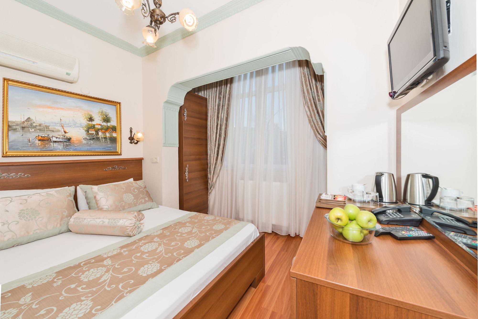 Turgut Hotel Provincia di Provincia di Istanbul Esterno foto
