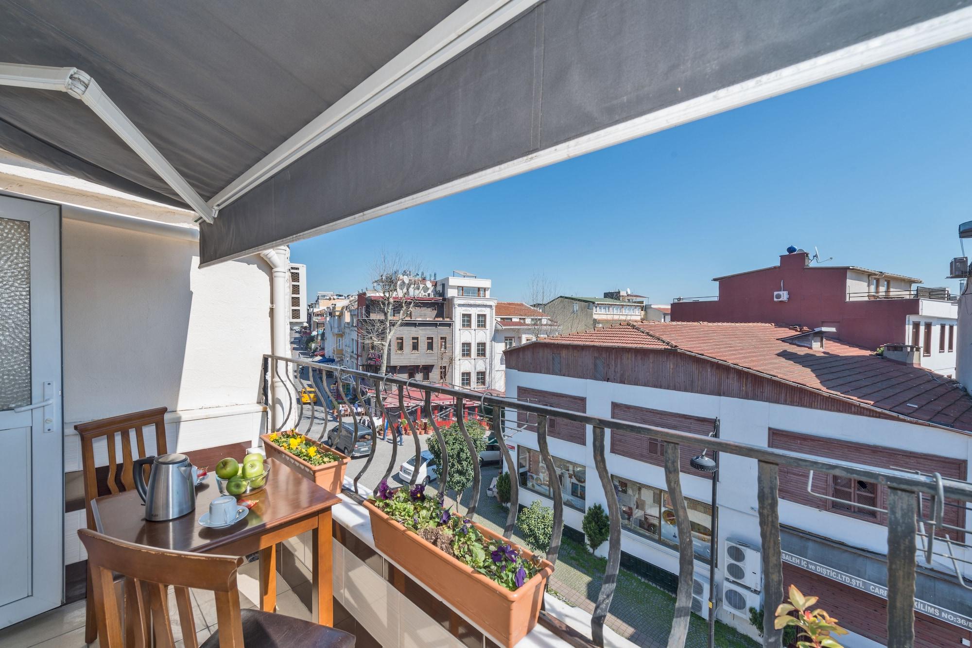 Turgut Hotel Provincia di Provincia di Istanbul Esterno foto