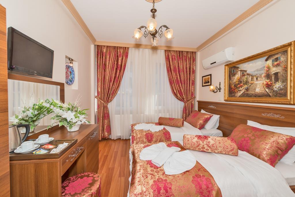 Turgut Hotel Provincia di Provincia di Istanbul Esterno foto